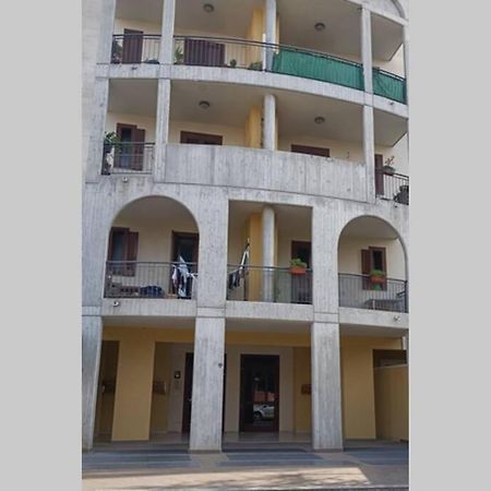 Appartamento A Cinque Minuti Dal Centro Di Lecce Eksteriør bilde